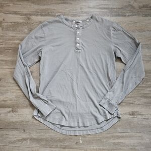 Buck Mason Men's Light Gray Causal Henley Shirt Small